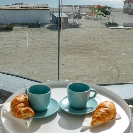 The Breeze Sea On * Mamaia
